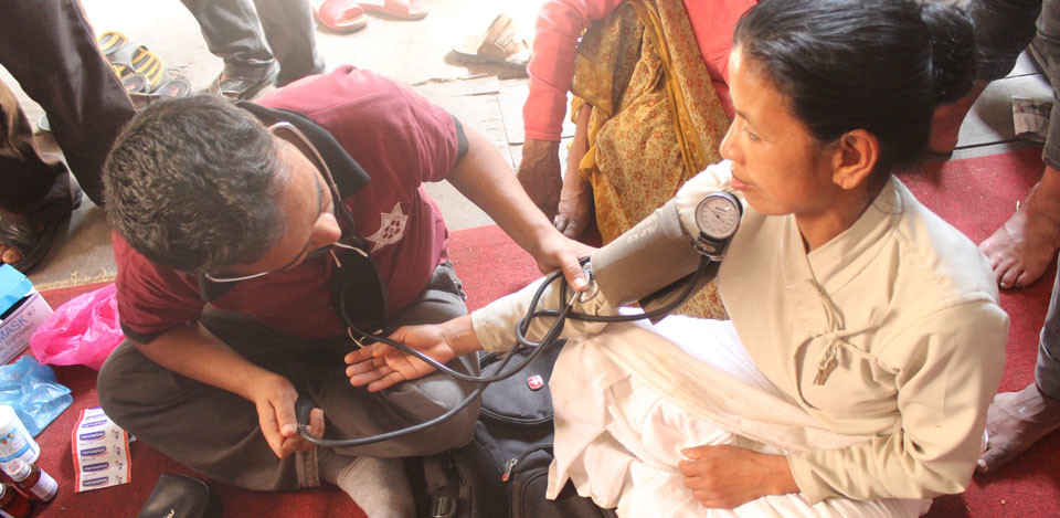 Health checkup at Manandhar Tole, Golmadi, Bhaktapur in coordination with Richmond Fellowship Nepal. Distributed medicines, masks and water purifier for about 50 families.